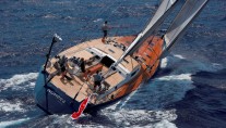 NOHEEA - Sailing to windward - View from Stern